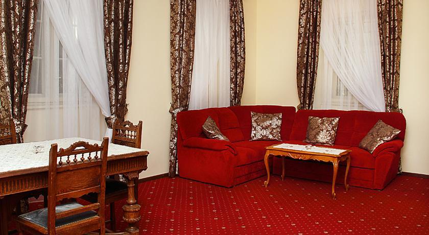 فندق Przy Oslej Bramie فاوبجه المظهر الخارجي الصورة